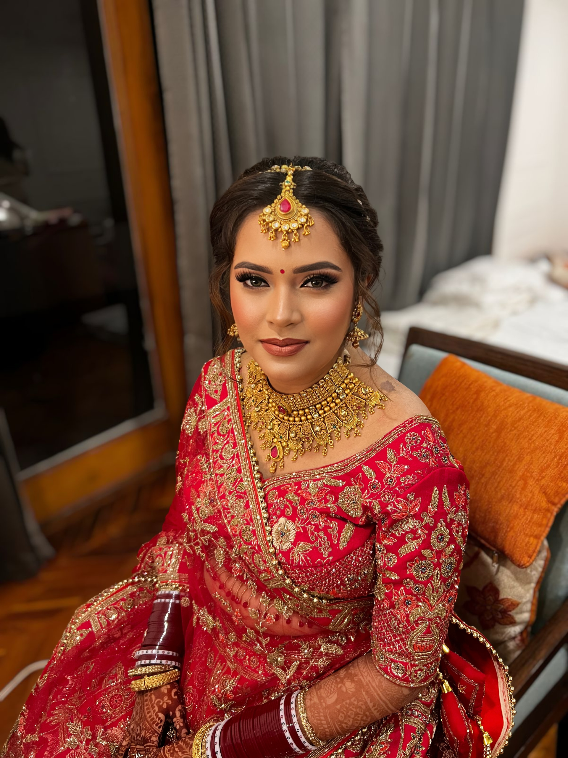 top makeup artist in faridabad