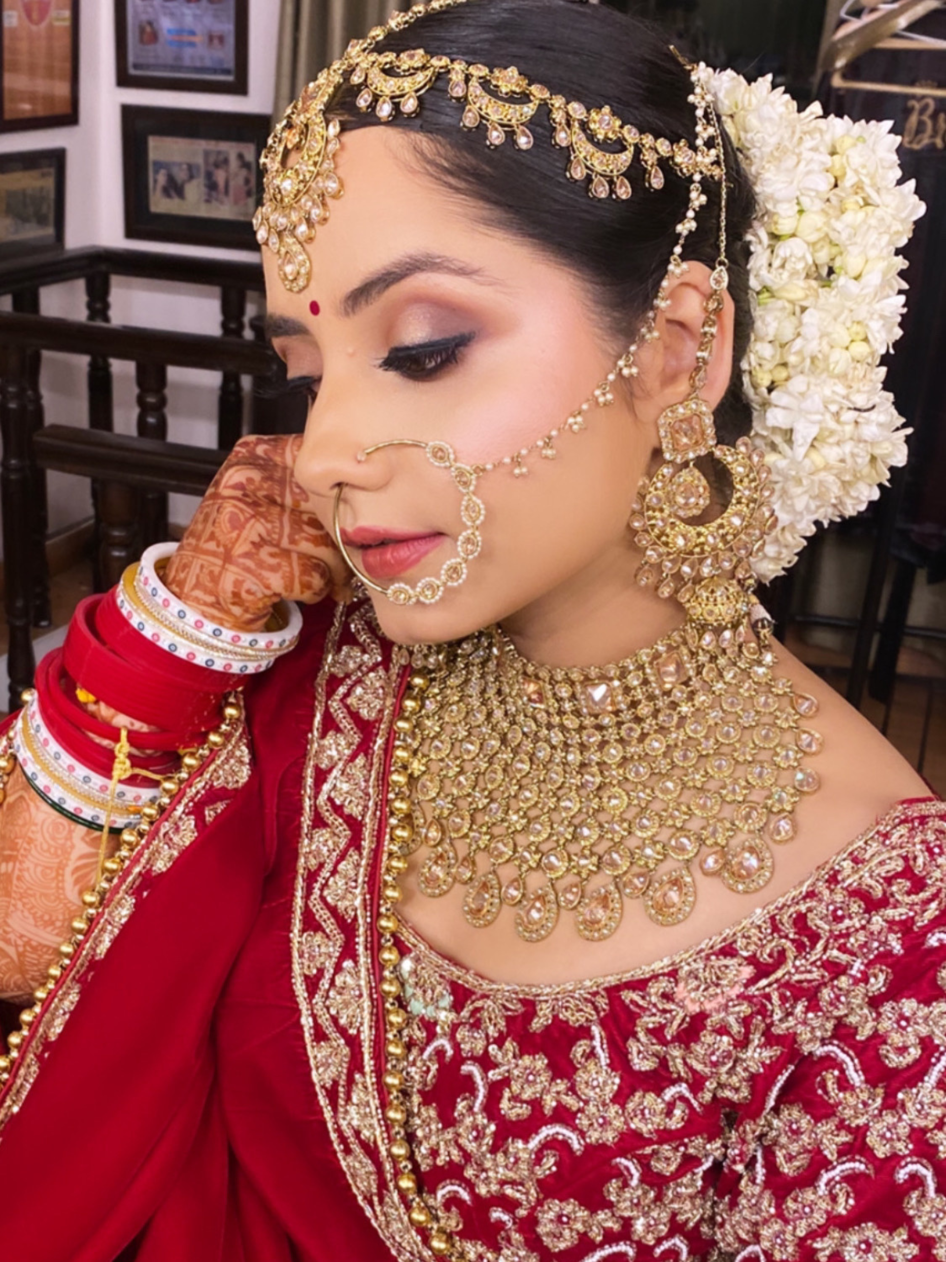 famous makeup artist in gurgaon