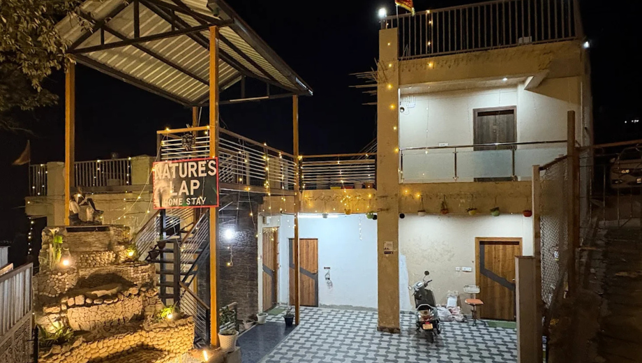 Nature's Fold homestay in Mussoorie 