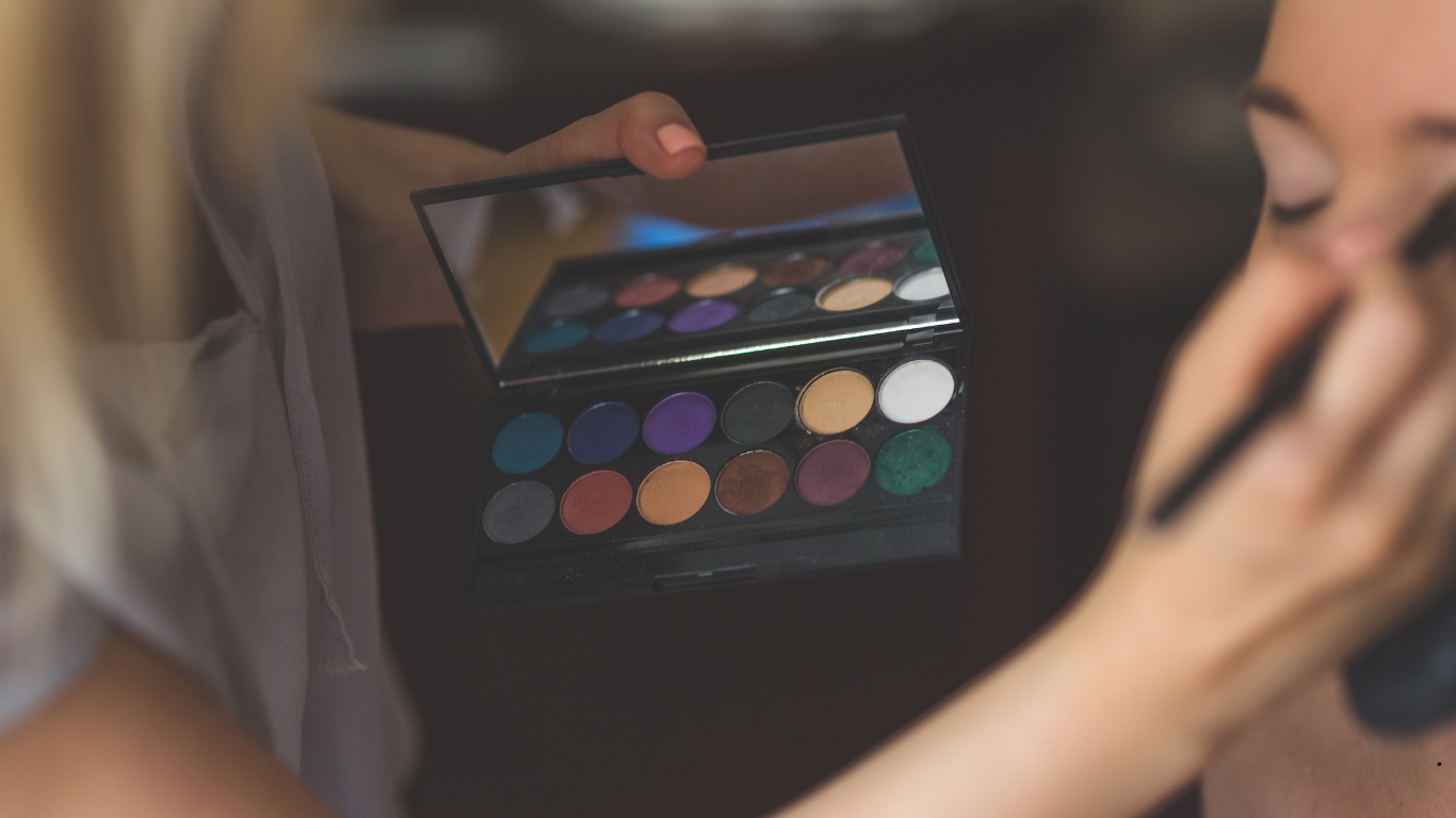 Airbrush makeup technique for HD coverage